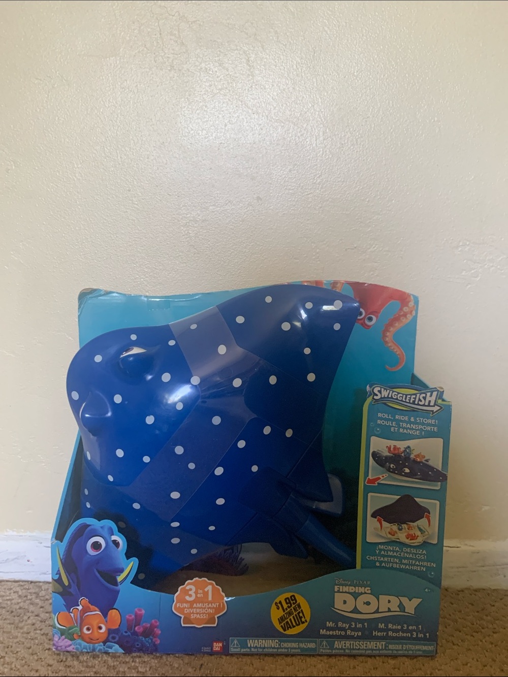 Mr. Ray Blue Ride & Store Plush Playset